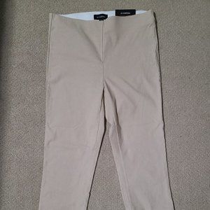 Le Chateau Paris Skinny Dress Pants NWT